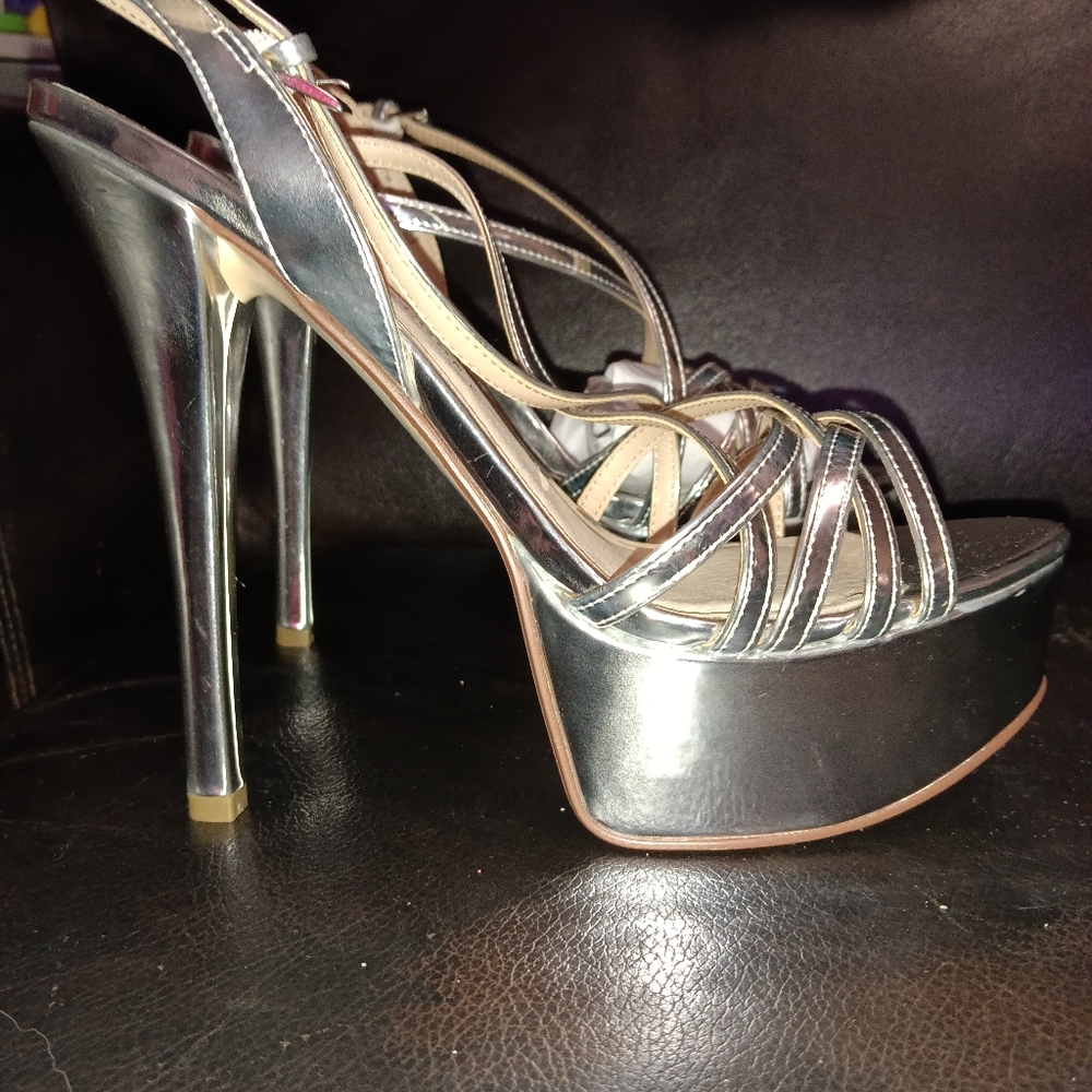 Chinese laundry platform heels